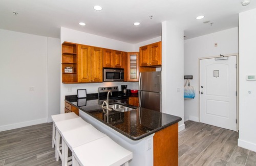 Seven Mile Beach Condominio | Across from 7mile Beach - Near Palm Heights Hotel and Ritz