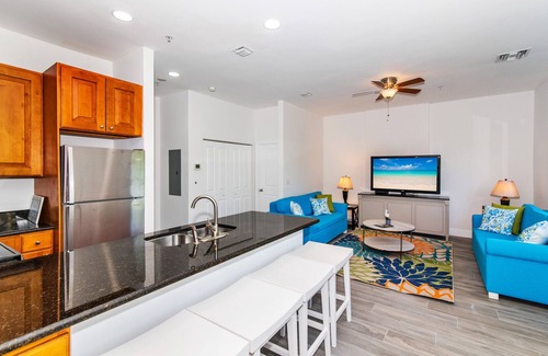 Seven Mile Beach Condominio | Across from 7mile Beach - Near Palm Heights Hotel and Ritz