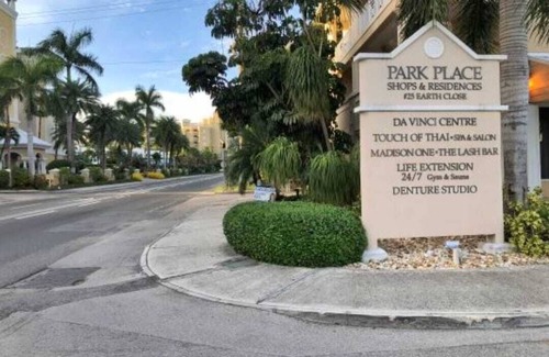 Seven Mile Beach Condominio | Across from 7mile Beach - Near Palm Heights Hotel and Ritz