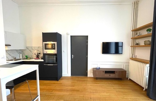 Valenciennes Apartamento | Adam à part, Dans de beaux draps