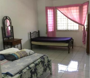 Bukit Kuang Casa | Addeen homestay