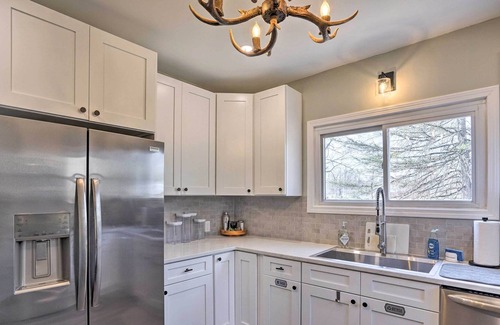 Gansevoort Casa | Adirondacks Escape: Near Lakes & Hiking