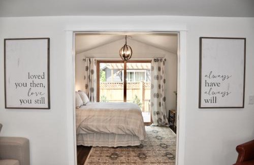 Rapid City Casa | Adorable Bungalow w/Private Patio Mins away from Downtown Rapid City