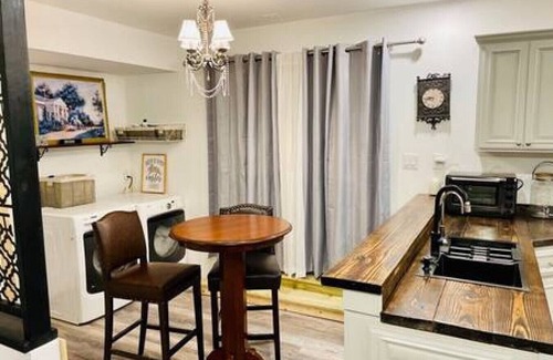 Fernandina Beach Condominio | Adorable French Cottage