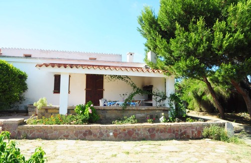 Carloforte Apartamento | Adorable house surrounded by greenery