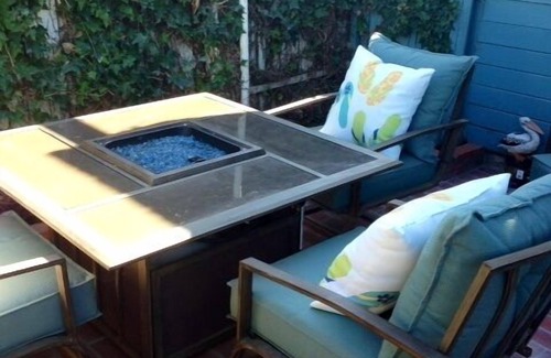 Balboa Peninsula Cabaña | Adorable Cottage Remodelado Beach.