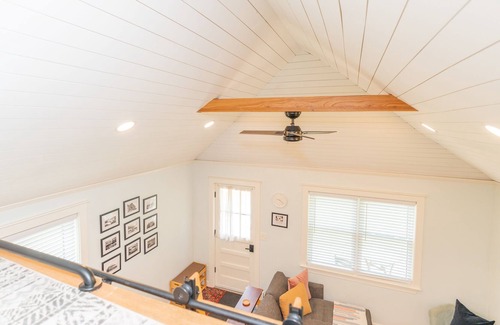 St. Elmo Improvement League Cabaña | Adorable St Elmo Tiny House