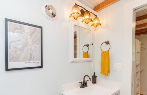 St. Elmo Improvement League Cabaña | Adorable St Elmo Tiny House