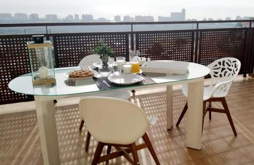 Peñíscola Apartamento | Adosado con fantásticas vistas al mar y piscina.