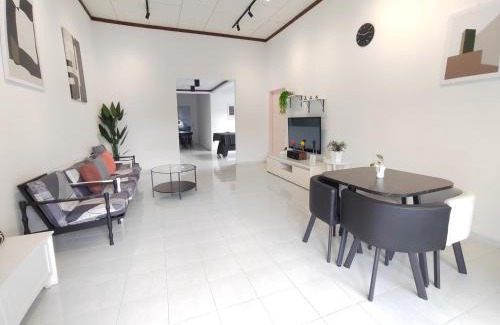 Pulau Sebang Villa | Afamosa Chill With US/Private pool/Pool Table