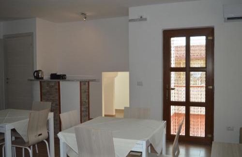 Torpe Casa | Affittacamere Sos Ninnitteddos