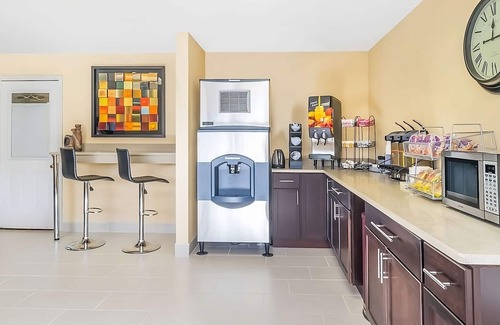 Lookout Valley Neighborhood Association Complejo | Affordable Accommodation in Knights Inn Chattanooga! Near Ruby Falls!