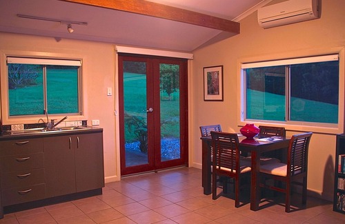 Kalang Cabaña | Afterglow ofrece romance, lujo e indulgencia en medio de la tranquila belleza de la naturaleza.