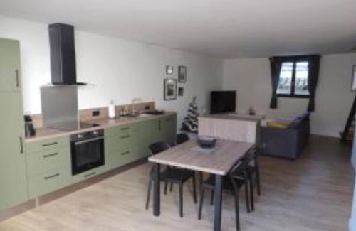 Lespignan Casa | Agréable Maison de Village Avec Garage & Terrasse