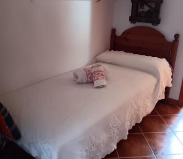 Villaharta Chalet De Esquí | Agradable Chalet con piscina en Villaharta