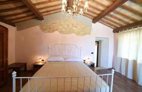 Vacri Casa | Agriturismo " La Valle degli Ulivi"