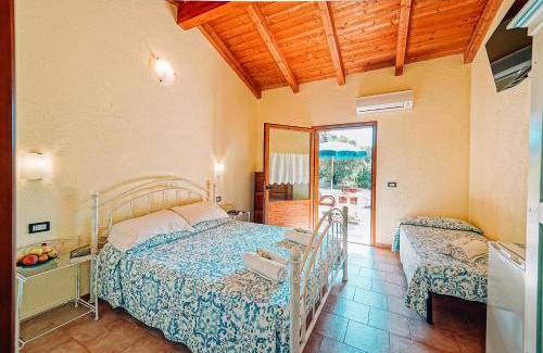 Arbus Casa | Agriturismo Rocce Bianche - Bungalows