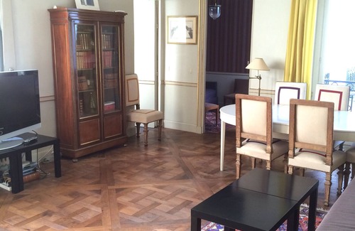 Quartier de la Place-Vendome Apartamento | Aire / C. Dentro de un hotel de lujo ex ***** Place Vendome. Tranquilo 2BR y 2 BA