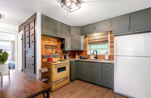 Wichita Casa | Air Capital Condo - King - Close to McConnell and Derby