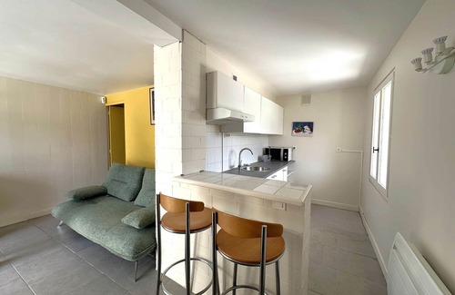 La Londe-les-Maures Casa | Air-conditioned Villa for 8 Guests with pool in the Domaine de Valcros