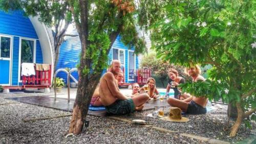 Andiambalama Hotel | Airport A4 Transit Hub - Eco Chalets