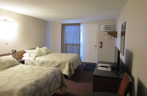 Cold Lake Hotel | Airways Motel