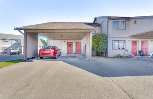 Rohnerville Apartamento | Airy Fortuna Apartment with Deck!