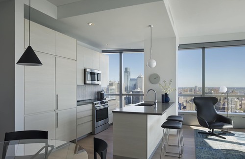 University City Hotel | AKA University City