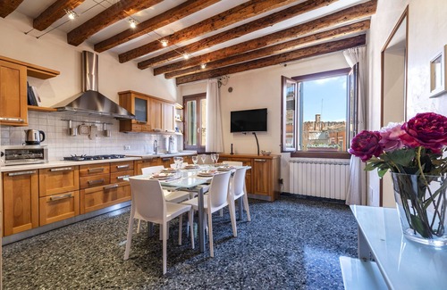 Castello Apartamento | Al Campanile View Terrace by Wonderful Italy