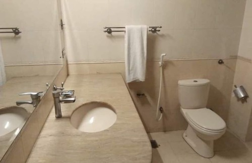 Lahore Hotel | Al Safina Hotel