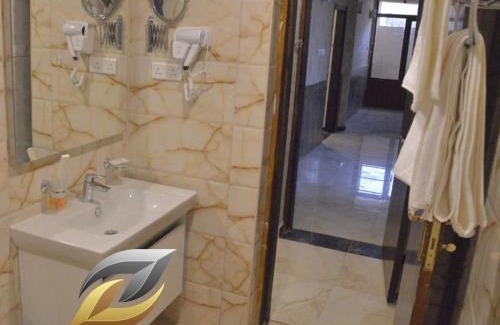 An Nāşirīyah Hotel | Al-Zaitoon Hotel and Restaurant فندق ومطعم الزيتون