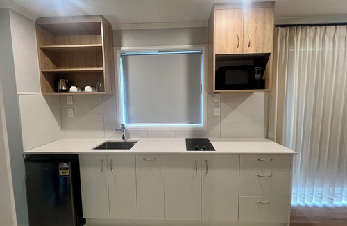 Albany Hotel | Albany Oak Motel