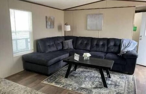 Albany Casa | Albany Retreat: Near Muncie & BSU