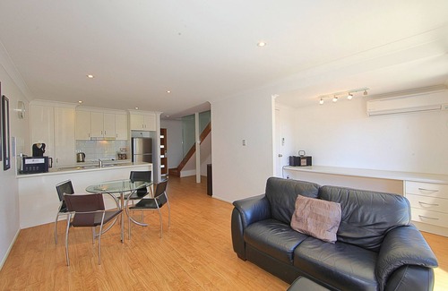 Svensson Heights Apartamento | Alexandra Apartments