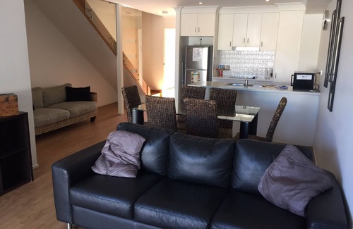 Svensson Heights Apartamento | Alexandra Apartments