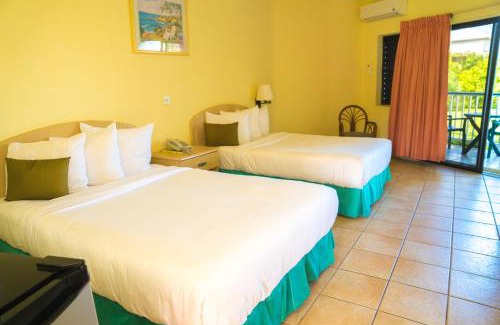 The Lime Hotel | Allamanda Beach Resort