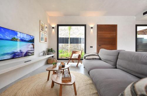 Mogan Apartamento | Alma Tauro by VillaGranCanaria