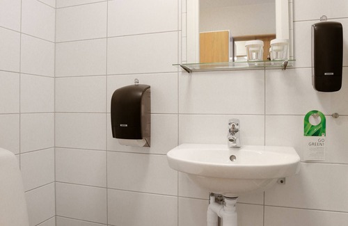 Sodertalje Hotel | Almnäs Park Hotel