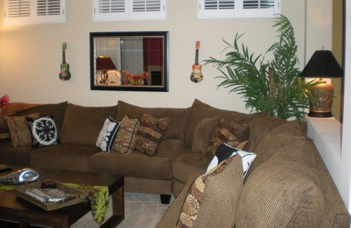 Desert Palms Casa | Aloha In The Desert With A Pool- 30 noches mínimo