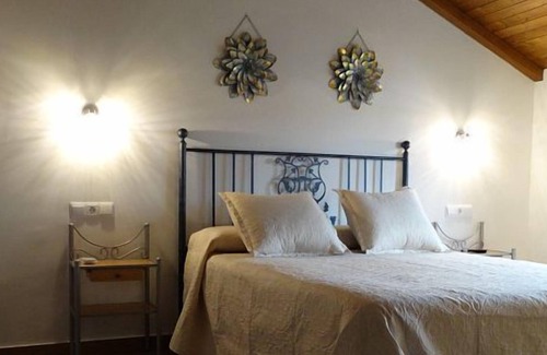 Alcalá de los Gazules Cabaña | Alojamiento Rural El Lario para 5 personas (piscina a compartir)