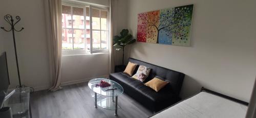 La Corredoria y Ventanielles Apartamento | Alojamiento Oviedo 3 con parking