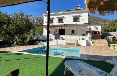 Alora Casa | Alojamiento Rural El Paraíso del Chorro