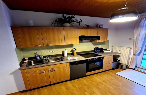 Dorfstadt Apartamento | Escapada alpina con chimenea