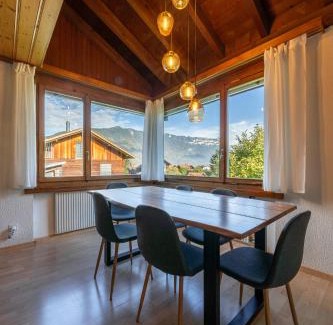 Wilderswil Apartamento | Alpine view with balcony near Interlaken