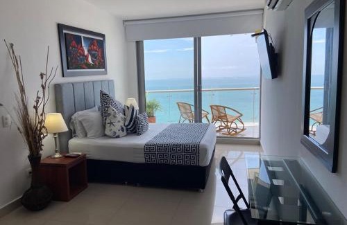 El Cabrero Apartamento | Alta mar Beach front Luxury Apartment