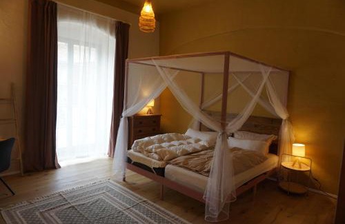 Pirna Apartamento | Alte Brennerei Schloss Zehista EG Rittersporn