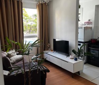 Belo Horizonte Casa | Alugo Quarto Para Mulheres ou Casais - a 500 mt da arena MRV e próx ao Expominas