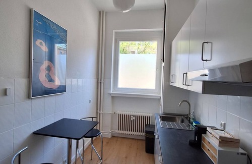 Braunschweig City Center Apartamento | Am Altstadtmarkt | near VW Halle | kitchen | SmartTV