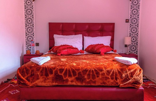Imlil Cama Y Desayuno | amazigh family riad