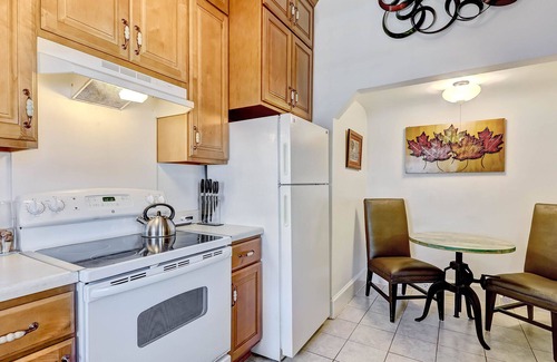 Thomas Square Apartamento | Amazing 1 Bed in Starland, Heated Pool Access